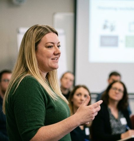 Stinne Erlandsen – Leiterin der European Academy of Integrative Hypnosis