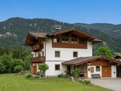 Naturverbundene Umgebung der Praxis für Reinkarnationstherapie im Salzburger Land (Lofer). Gut erreichbar aus dem Pinzgau.